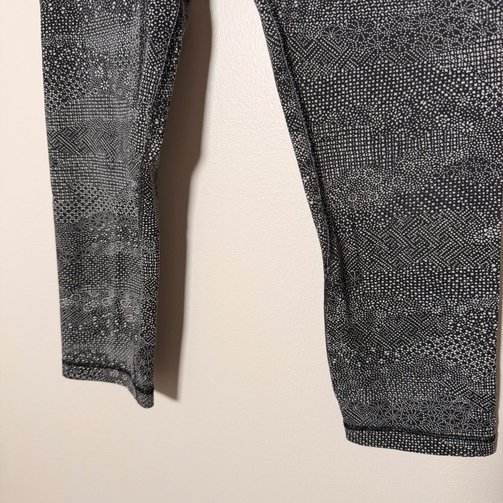 Lululemon Align Crop 21" Leggings (6) Tights Activewear Exercise Yoga Running - Picture 8 of 12